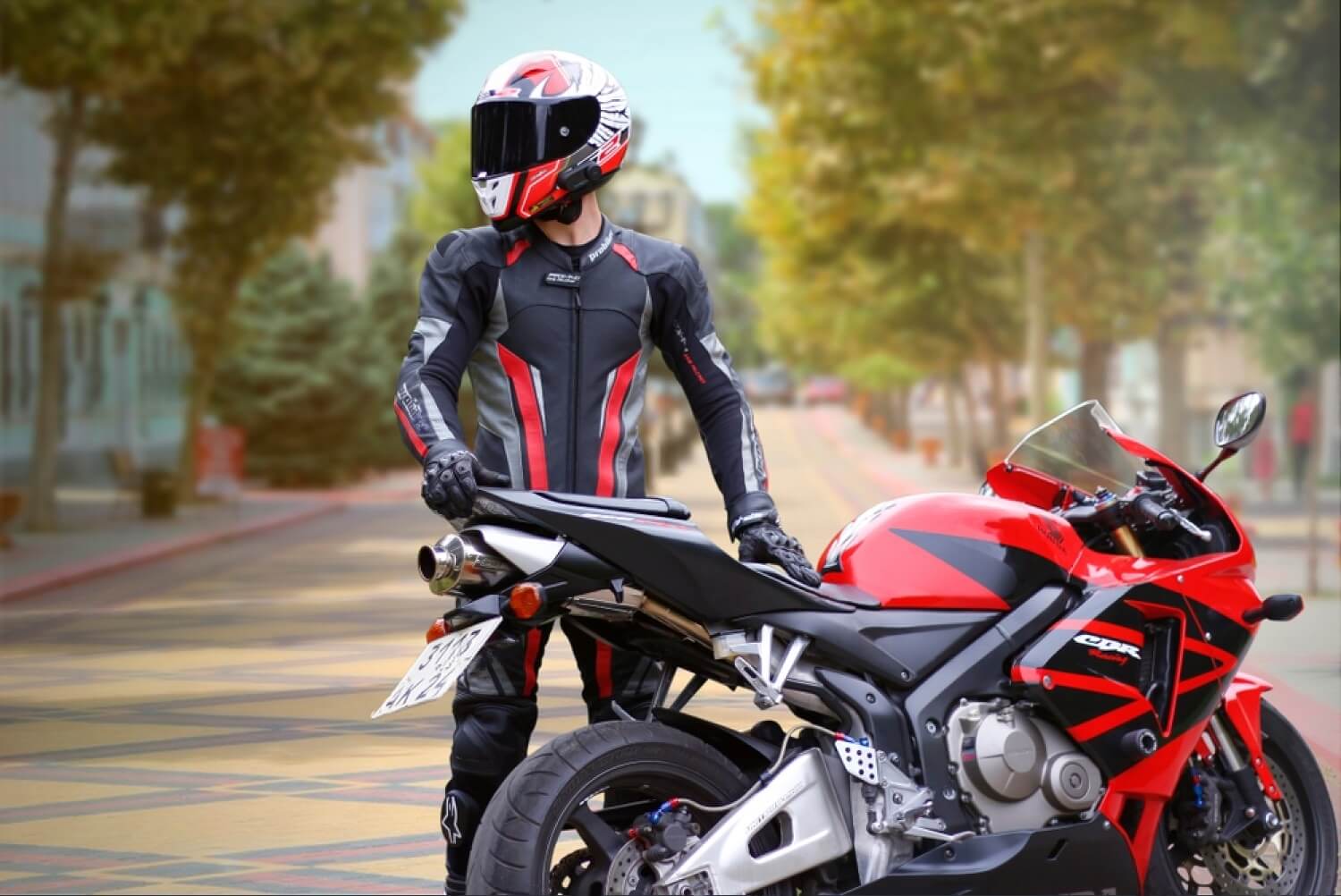 Motorcycle-Suit